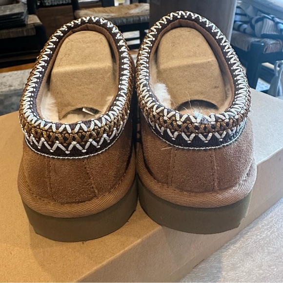 Ugg Tasman Slippers (New in Box) - Picture 3 of 6